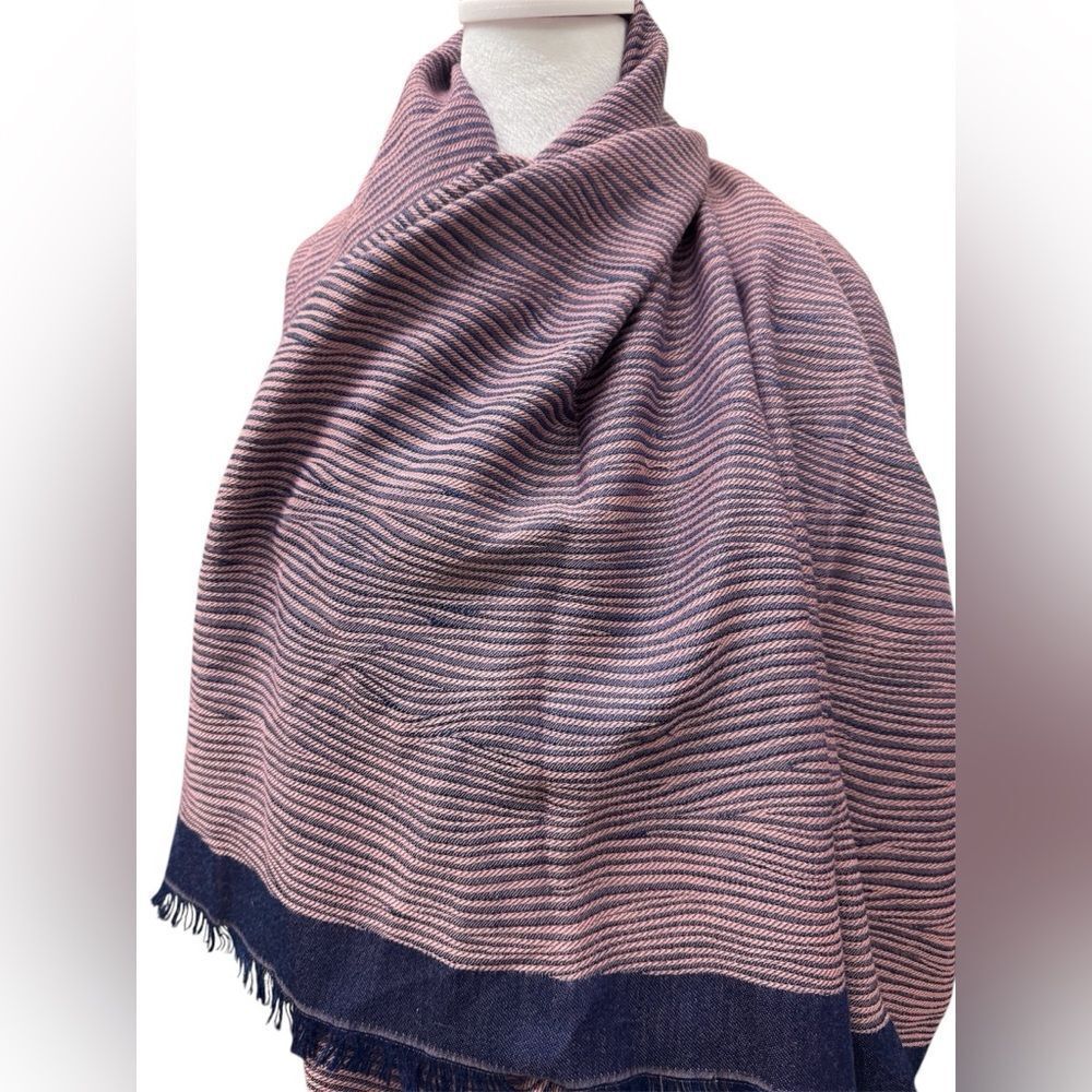Auth Louis Vuitton Blue Pink Epi Textured Wrap Shawl Stole Cashmere Silk - Picture 3 of 13